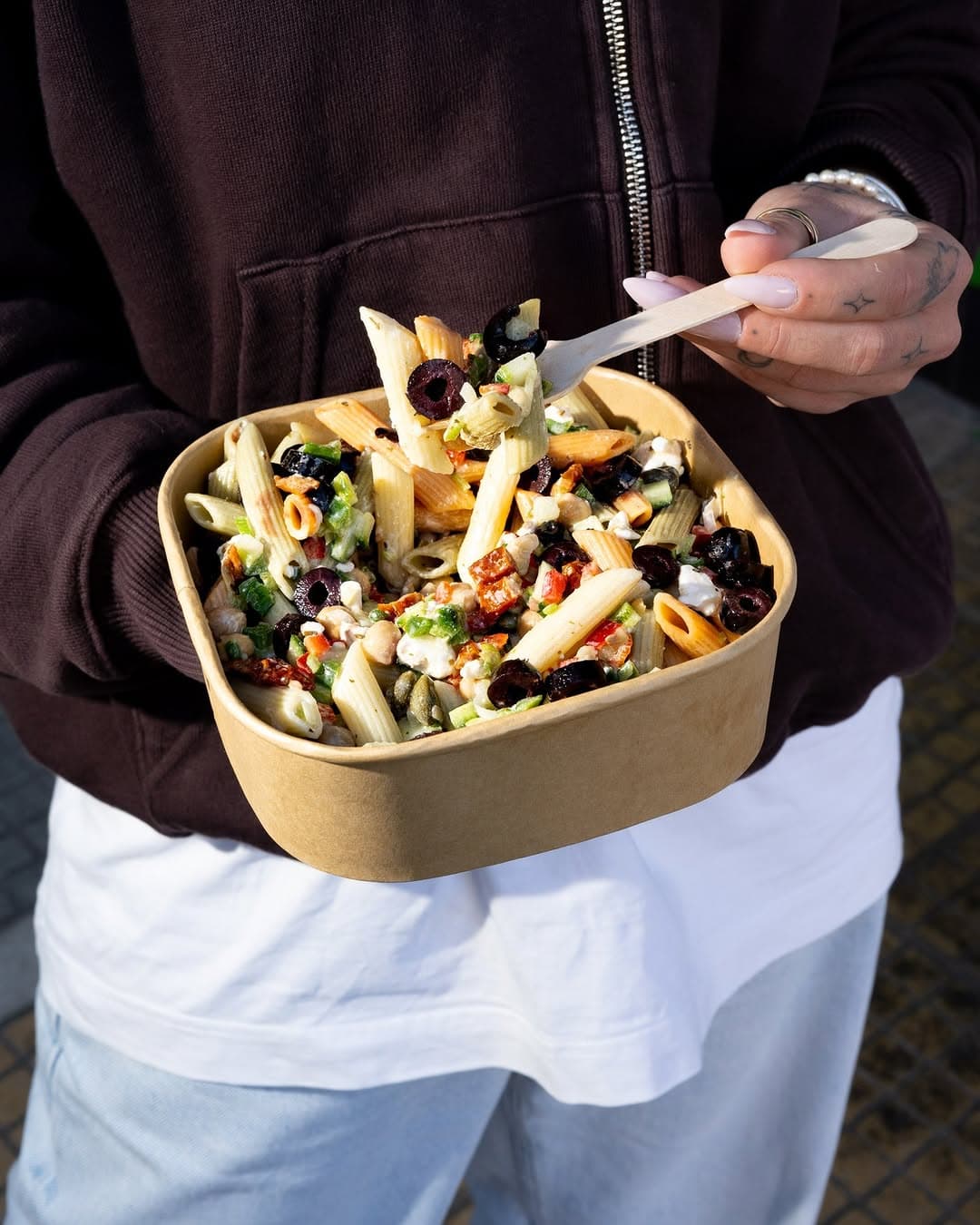 Katsika, pasta salad bowl on the go